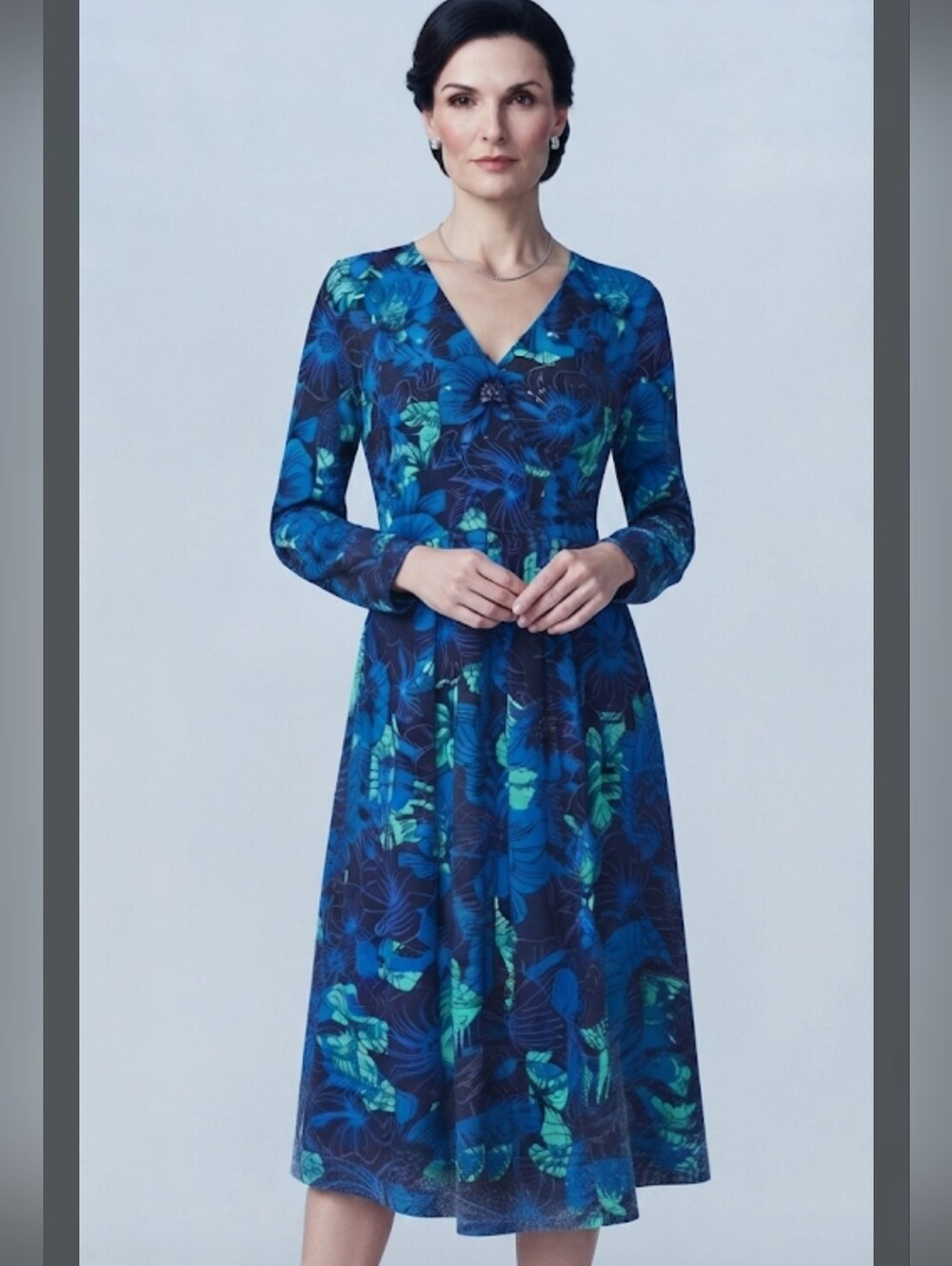 BELLA BLUE NWT'S MIDI DRESS